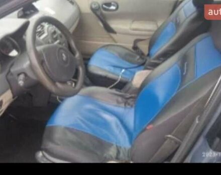 Серый Рено Меган, объемом двигателя 1.6 л и пробегом 337 тыс. км за 5000 $, фото 2 на Automoto.ua