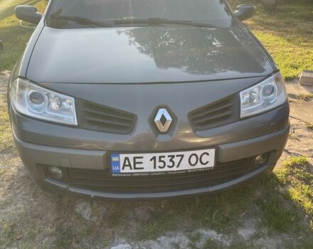 Рено Меган 2007 в Днепре (Днепропетровске) на Automoto.ua Серый Рено Меган, объемом двигателя 1.4 л и пробегом 352 тыс. км за 4600 $, фото 1 на Automoto.ua