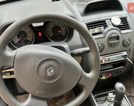 Рено Меган 2007 в Киеве на Automoto.ua Серый Рено Меган, объемом двигателя 1.6 л и пробегом 227 тыс. км за 5300 $, фото 21 на Automoto.ua