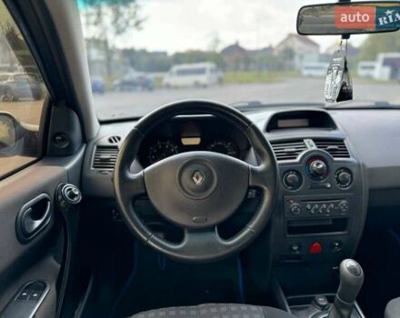 Серый Рено Меган, объемом двигателя 1.4 л и пробегом 338 тыс. км за 3999 $, фото 32 на Automoto.ua
