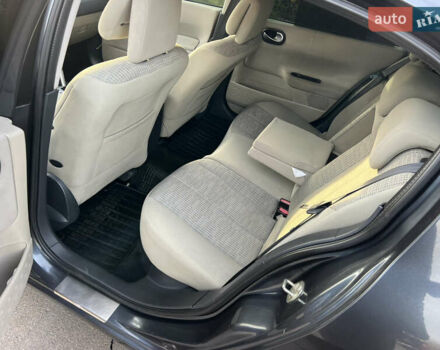 Серый Рено Меган, объемом двигателя 1.6 л и пробегом 200 тыс. км за 4200 $, фото 17 на Automoto.ua