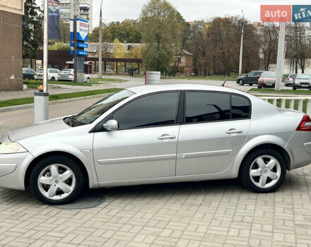 Серый Рено Меган, объемом двигателя 1.6 л и пробегом 179 тыс. км за 4600 $, фото 8 на Automoto.ua