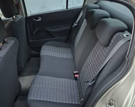 Сірий Рено Меган, об'ємом двигуна 1.6 л та пробігом 119 тис. км за 4750 $, фото 13 на Automoto.ua