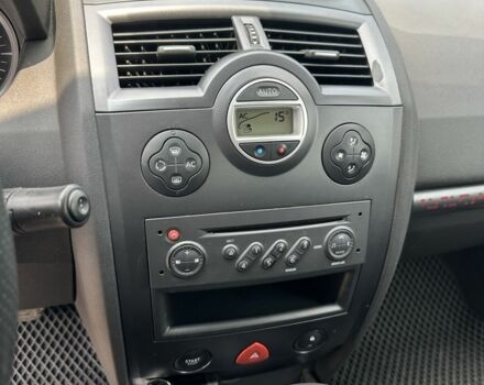 Серый Рено Меган, объемом двигателя 1.6 л и пробегом 228 тыс. км за 4900 $, фото 15 на Automoto.ua