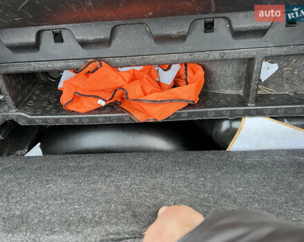 Серый Рено Меган, объемом двигателя 1.6 л и пробегом 200 тыс. км за 4200 $, фото 5 на Automoto.ua