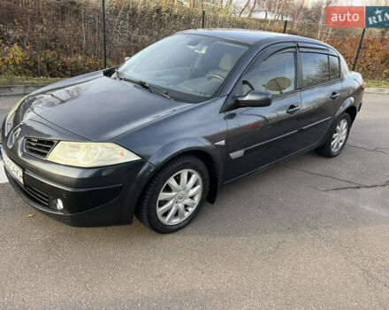 Серый Рено Меган, объемом двигателя 1.6 л и пробегом 200 тыс. км за 4200 $, фото 12 на Automoto.ua