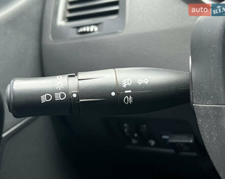 Серый Рено Меган, объемом двигателя 1.6 л и пробегом 179 тыс. км за 4600 $, фото 45 на Automoto.ua