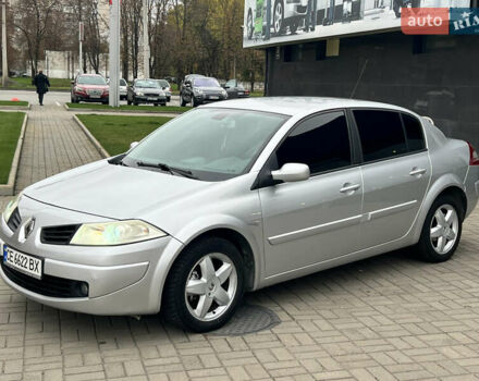 Серый Рено Меган, объемом двигателя 1.6 л и пробегом 179 тыс. км за 4600 $, фото 7 на Automoto.ua