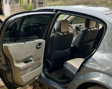 Рено Меган 2007 в Киеве на Automoto.ua Серый Рено Меган, объемом двигателя 1.6 л и пробегом 227 тыс. км за 5300 $, фото 9 на Automoto.ua