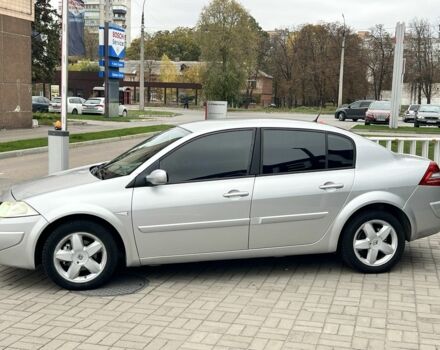 Рено Меган 2007 в Черкассах на Automoto.ua Серый Рено Меган, объемом двигателя 1.6 л и пробегом 177 тыс. км за 4800 $, фото 5 на Automoto.ua