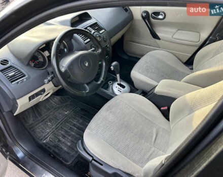 Серый Рено Меган, объемом двигателя 1.6 л и пробегом 200 тыс. км за 4200 $, фото 14 на Automoto.ua