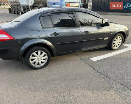 Серый Рено Меган, объемом двигателя 1.6 л и пробегом 200 тыс. км за 4200 $, фото 9 на Automoto.ua