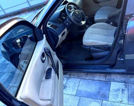 Серый Рено Меган, объемом двигателя 1.6 л и пробегом 190 тыс. км за 4500 $, фото 8 на Automoto.ua