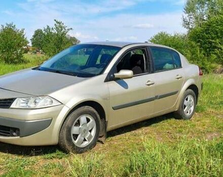 Серый Рено Меган, объемом двигателя 1.6 л и пробегом 344 тыс. км за 4400 $, фото 3 на Automoto.ua