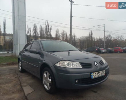 Серый Рено Меган, объемом двигателя 1.6 л и пробегом 207 тыс. км за 4900 $, фото 5 на Automoto.ua