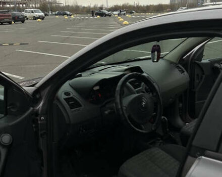 Сірий Рено Меган, об'ємом двигуна 1.39 л та пробігом 265 тис. км за 4200 $, фото 6 на Automoto.ua