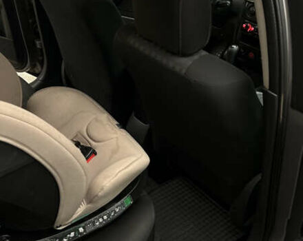 Сірий Рено Меган, об'ємом двигуна 1.39 л та пробігом 265 тис. км за 4200 $, фото 12 на Automoto.ua