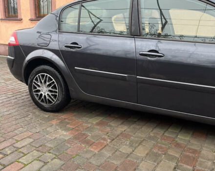 Серый Рено Меган, объемом двигателя 1.6 л и пробегом 176 тыс. км за 5200 $, фото 2 на Automoto.ua