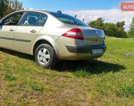 Серый Рено Меган, объемом двигателя 1.6 л и пробегом 344 тыс. км за 4400 $, фото 4 на Automoto.ua