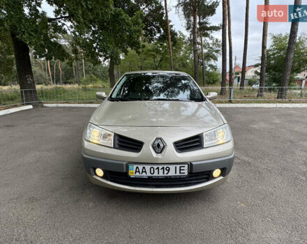 Серый Рено Меган, объемом двигателя 1.6 л и пробегом 135 тыс. км за 4400 $, фото 4 на Automoto.ua