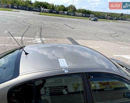 Серый Рено Меган, объемом двигателя 1.6 л и пробегом 258 тыс. км за 4100 $, фото 7 на Automoto.ua