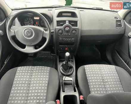 Сірий Рено Меган, об'ємом двигуна 1.6 л та пробігом 157 тис. км за 5500 $, фото 12 на Automoto.ua