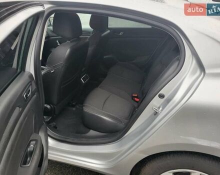 Серый Рено Меган, объемом двигателя 1.6 л и пробегом 134 тыс. км за 12000 $, фото 22 на Automoto.ua