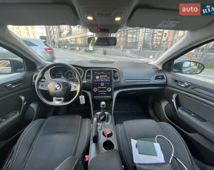 Серый Рено Меган, объемом двигателя 1.46 л и пробегом 135 тыс. км за 12500 $, фото 17 на Automoto.ua