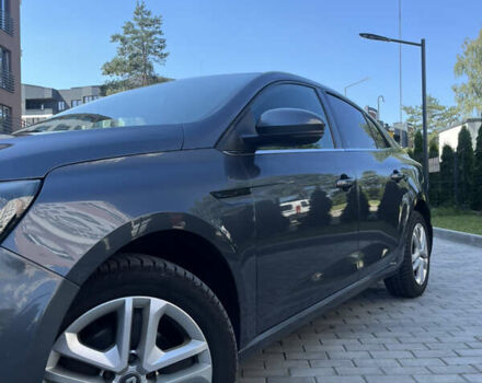 Серый Рено Меган, объемом двигателя 1.46 л и пробегом 135 тыс. км за 12500 $, фото 3 на Automoto.ua