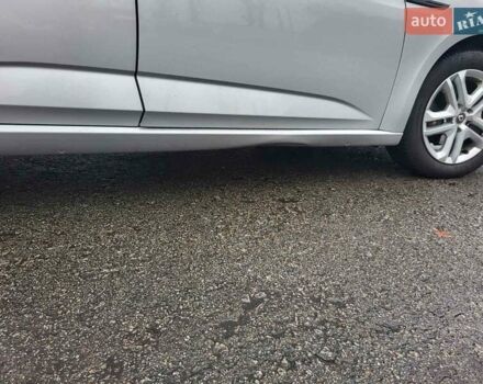 Серый Рено Меган, объемом двигателя 1.6 л и пробегом 134 тыс. км за 12000 $, фото 12 на Automoto.ua