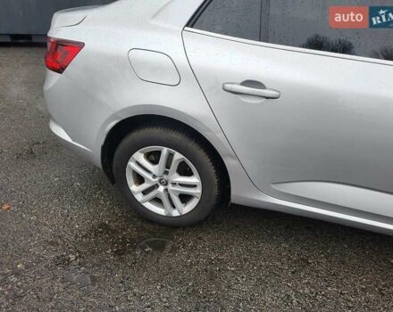 Серый Рено Меган, объемом двигателя 1.6 л и пробегом 134 тыс. км за 12000 $, фото 20 на Automoto.ua