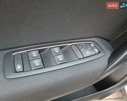 Серый Рено Меган, объемом двигателя 1.6 л и пробегом 46 тыс. км за 15800 $, фото 21 на Automoto.ua