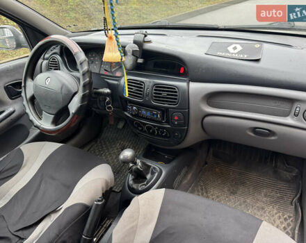 Сірий Рено Меган, об'ємом двигуна 1.87 л та пробігом 459 тис. км за 2100 $, фото 6 на Automoto.ua