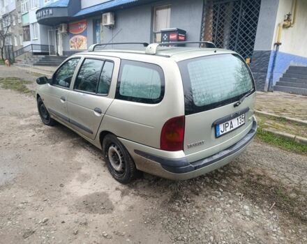 Сірий Рено Меган, об'ємом двигуна 0 л та пробігом 214 тис. км за 1250 $, фото 4 на Automoto.ua