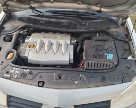 Серый Рено Меган, объемом двигателя 1.6 л и пробегом 235 тыс. км за 3844 $, фото 6 на Automoto.ua