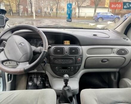 Сірий Рено Меган, об'ємом двигуна 1.9 л та пробігом 375 тис. км за 3800 $, фото 14 на Automoto.ua