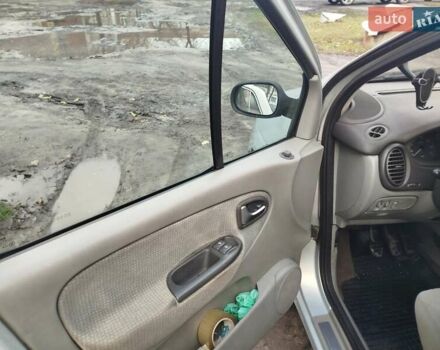 Сірий Рено Меган, об'ємом двигуна 1.9 л та пробігом 375 тис. км за 3800 $, фото 12 на Automoto.ua