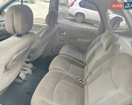 Сірий Рено Меган, об'ємом двигуна 1.9 л та пробігом 375 тис. км за 3800 $, фото 16 на Automoto.ua