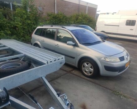 Серый Рено Меган, объемом двигателя 1.6 л и пробегом 235 тыс. км за 3844 $, фото 13 на Automoto.ua