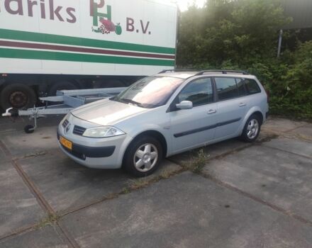 Серый Рено Меган, объемом двигателя 1.6 л и пробегом 235 тыс. км за 3844 $, фото 12 на Automoto.ua