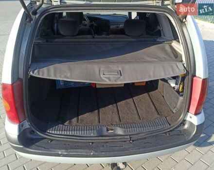 Серый Рено Меган, объемом двигателя 1.9 л и пробегом 365 тыс. км за 2400 $, фото 2 на Automoto.ua