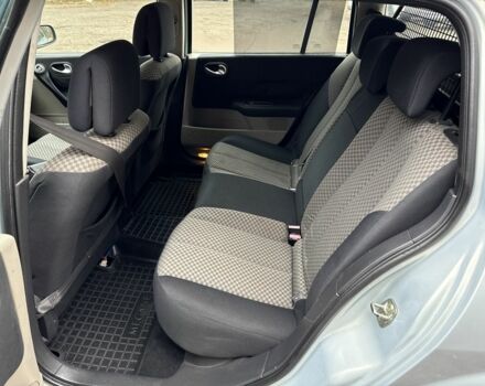 Сірий Рено Меган, об'ємом двигуна 1.6 л та пробігом 200 тис. км за 4300 $, фото 12 на Automoto.ua