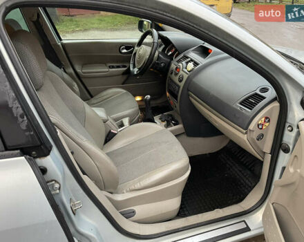 Сірий Рено Меган, об'ємом двигуна 1.6 л та пробігом 210 тис. км за 4555 $, фото 45 на Automoto.ua