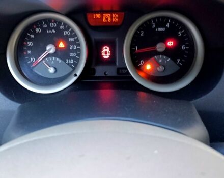 Серый Рено Меган, объемом двигателя 1.6 л и пробегом 190 тыс. км за 4000 $, фото 5 на Automoto.ua