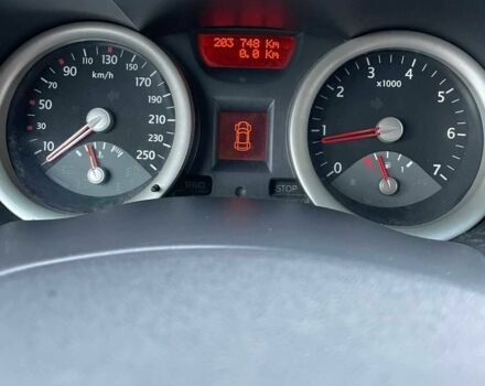 Серый Рено Меган, объемом двигателя 1.4 л и пробегом 204 тыс. км за 3750 $, фото 7 на Automoto.ua