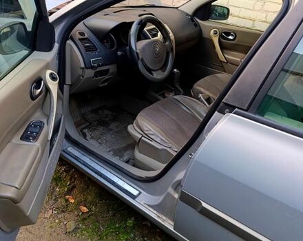 Серый Рено Меган, объемом двигателя 1.6 л и пробегом 190 тыс. км за 4000 $, фото 2 на Automoto.ua