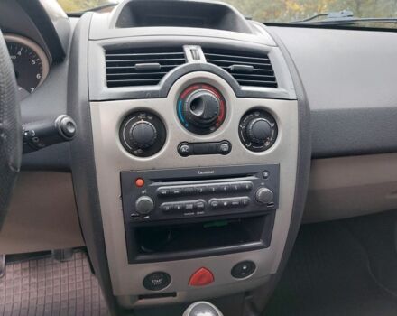 Серый Рено Меган, объемом двигателя 1.9 л и пробегом 240 тыс. км за 4000 $, фото 20 на Automoto.ua