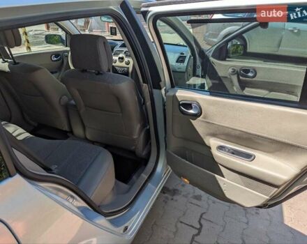 Серый Рено Меган, объемом двигателя 2 л и пробегом 112 тыс. км за 4000 $, фото 10 на Automoto.ua