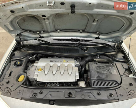 Сірий Рено Меган, об'ємом двигуна 1.6 л та пробігом 210 тис. км за 4555 $, фото 54 на Automoto.ua