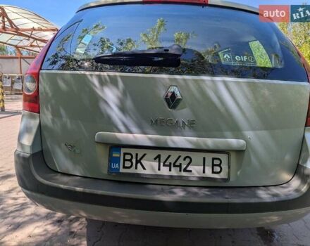 Сірий Рено Меган, об'ємом двигуна 2 л та пробігом 112 тис. км за 4200 $, фото 2 на Automoto.ua
